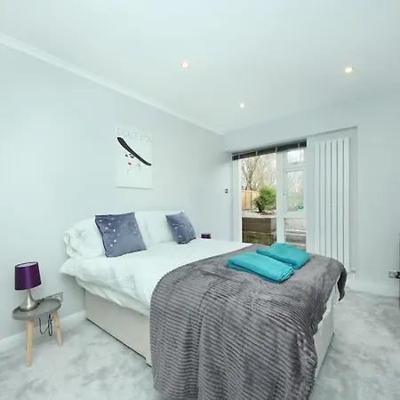 Ealing Garden Flat Apartamento Exterior foto