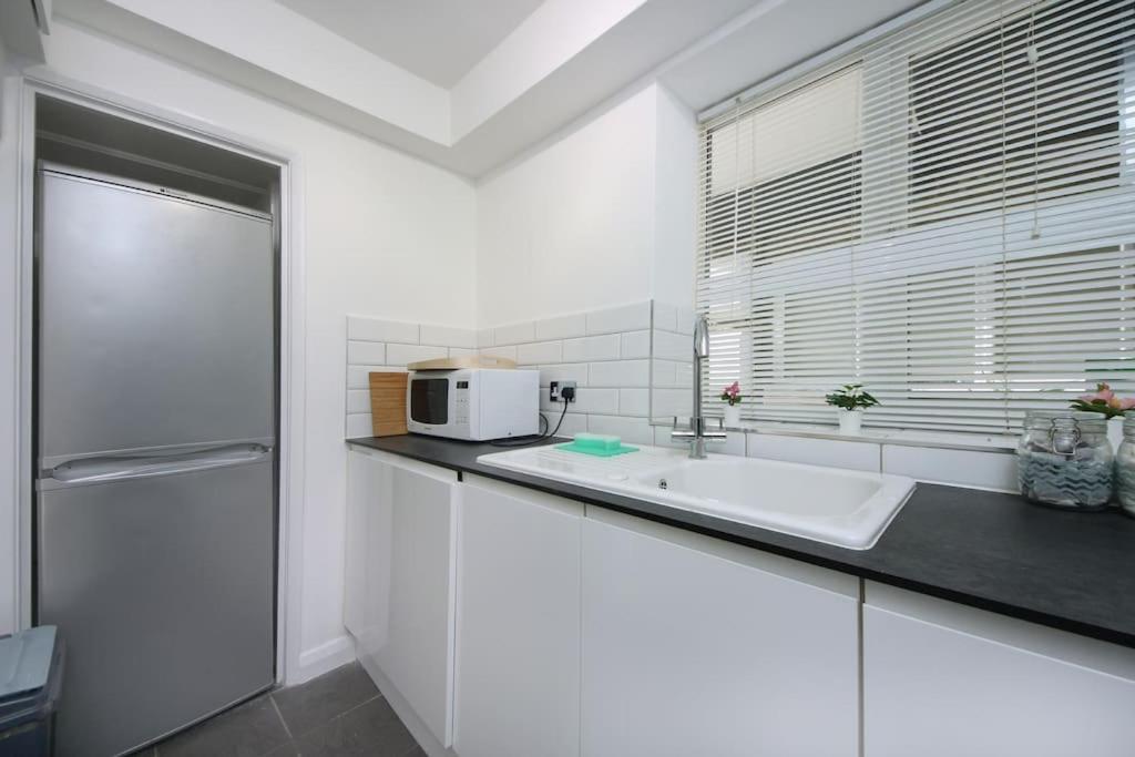Apartment Garden Flat Ealing